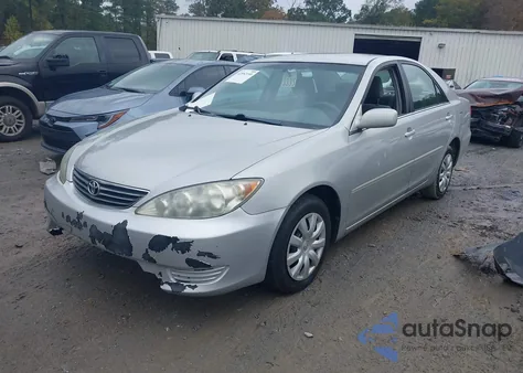 2005 Toyota Camry Le from USA, damaged, VIN 4T1BE32K05U043372